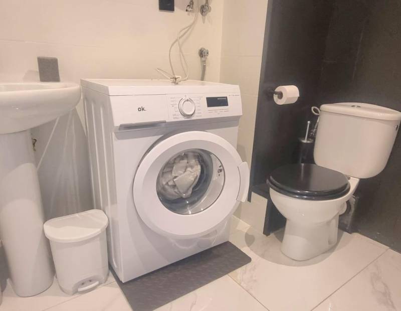 Venta - Estudio - Avenida del Mediterraneo - Benidorm