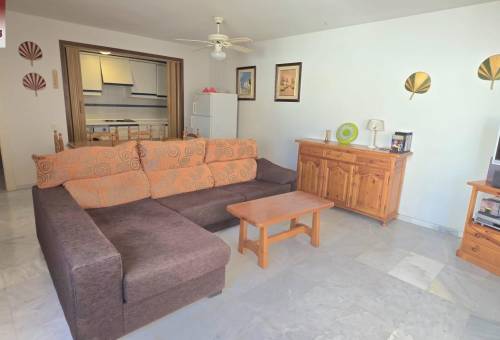 Apartamento - Продажа - Cala de Benidorm - Benidorm