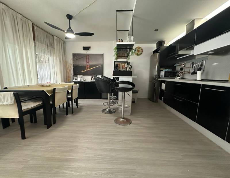Продажа - квартира - Levante - Benidorm