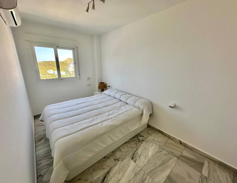 Продажа - АПАРТАМЕНТЫ - Cala de Benidorm - Benidorm