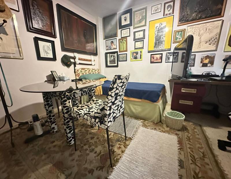 Продажа - квартира - Avenida L Aigüera - Benidorm