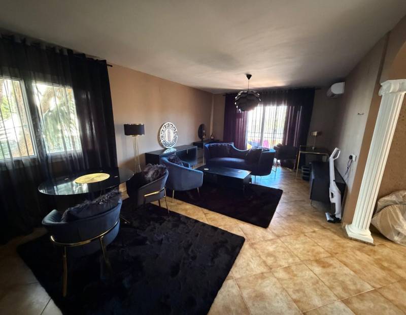 Sale - Semi-detached house - Urbanizaciones - La Nucía