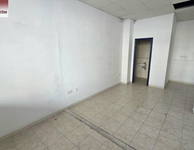 Продажа - помещение - Colonia Madrid - Benidorm