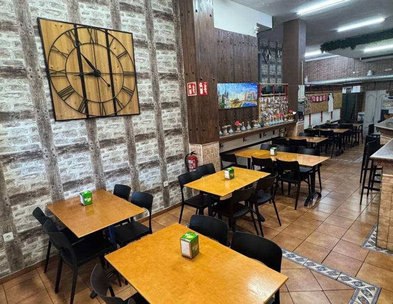 Traspaso o Alquiler - Negocio - Guardia Civil - Villajoyosa