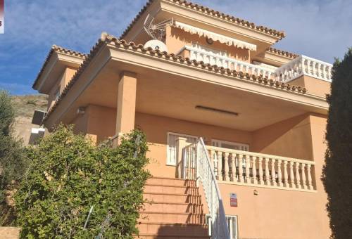 Chalet - Sale - Golf Bahía - Finestrat