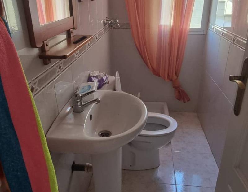 Продажа - спаренный дом - Urbanizaciones - La Nucía