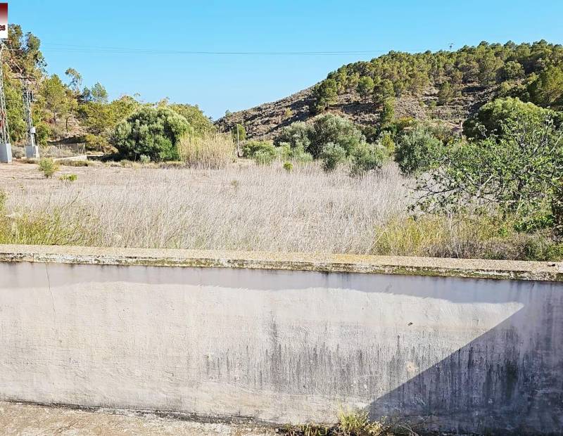 Продажа - участок без лицензии - Partida adzubia - Finestrat