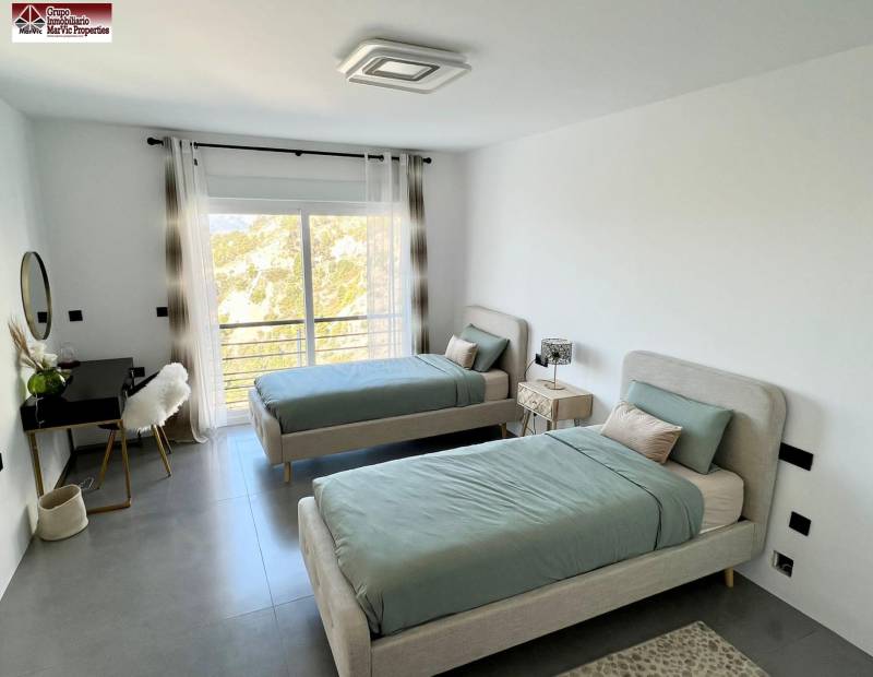 Sale - Single family house - Urbanizaciones - Altea