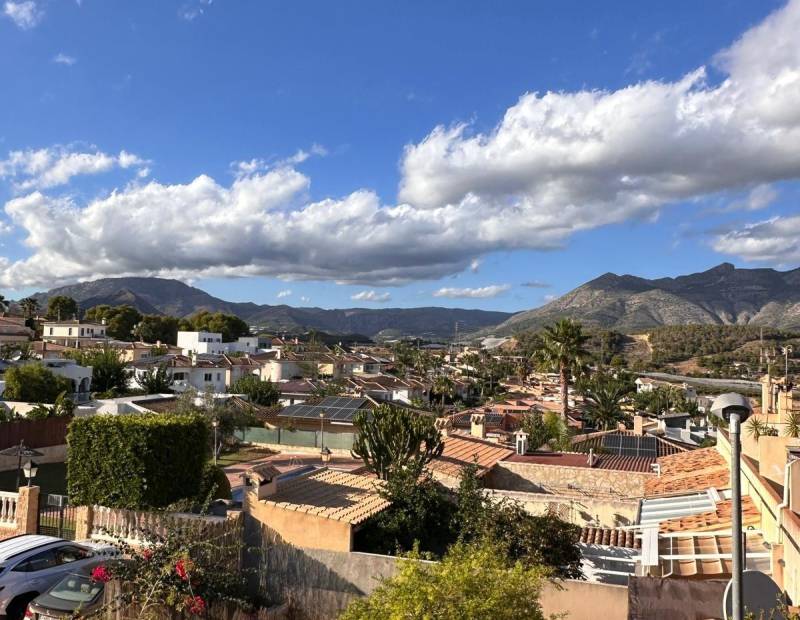 Sale - Semi-detached house - Montahud - La Nucía