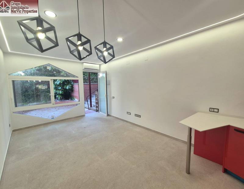 Sale - Studio - Avenida del Mediterraneo - Benidorm
