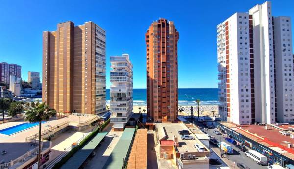 Flat - Sale - Avenida del Mediterraneo - Benidorm