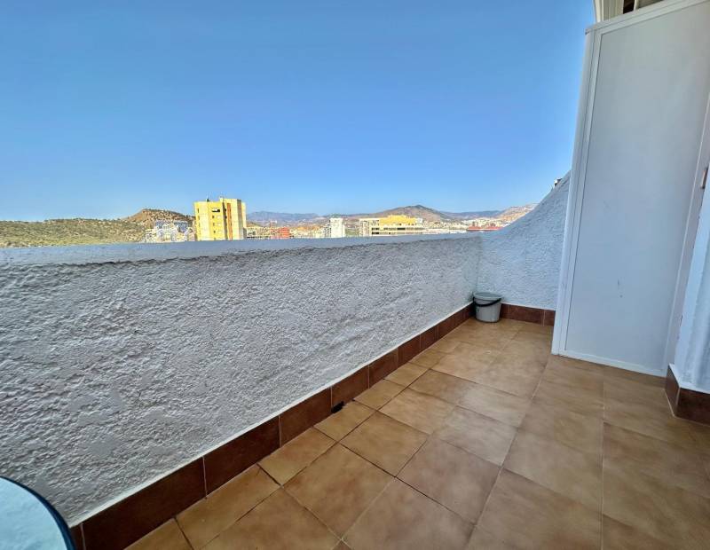 Продажа - АПАРТАМЕНТЫ - Cala de Benidorm - Benidorm
