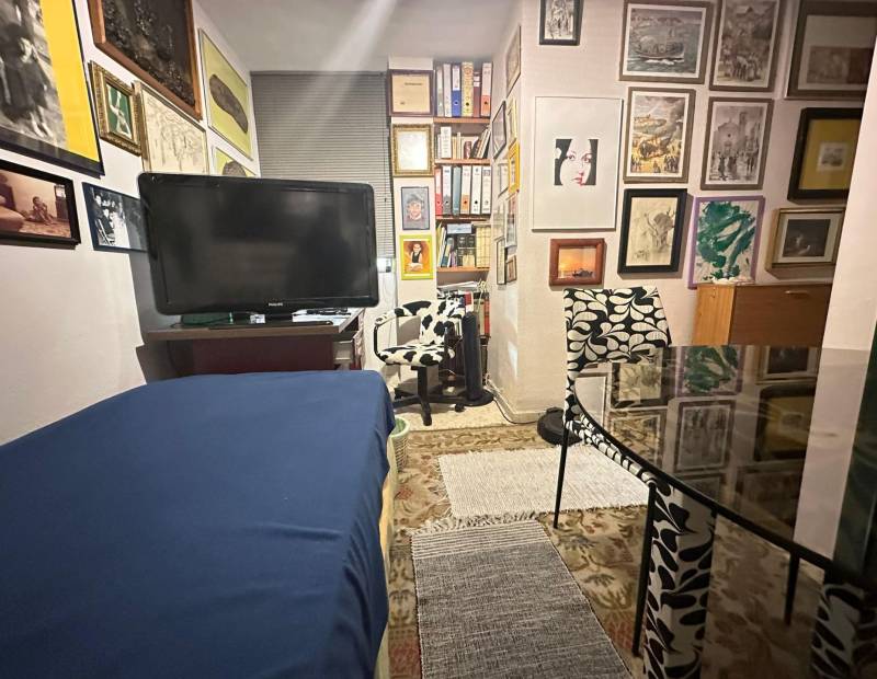 Продажа - квартира - Avenida L Aigüera - Benidorm