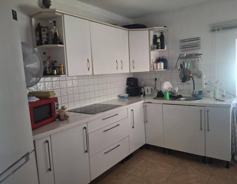 Продажа - шале - Avenida Europa - Benidorm