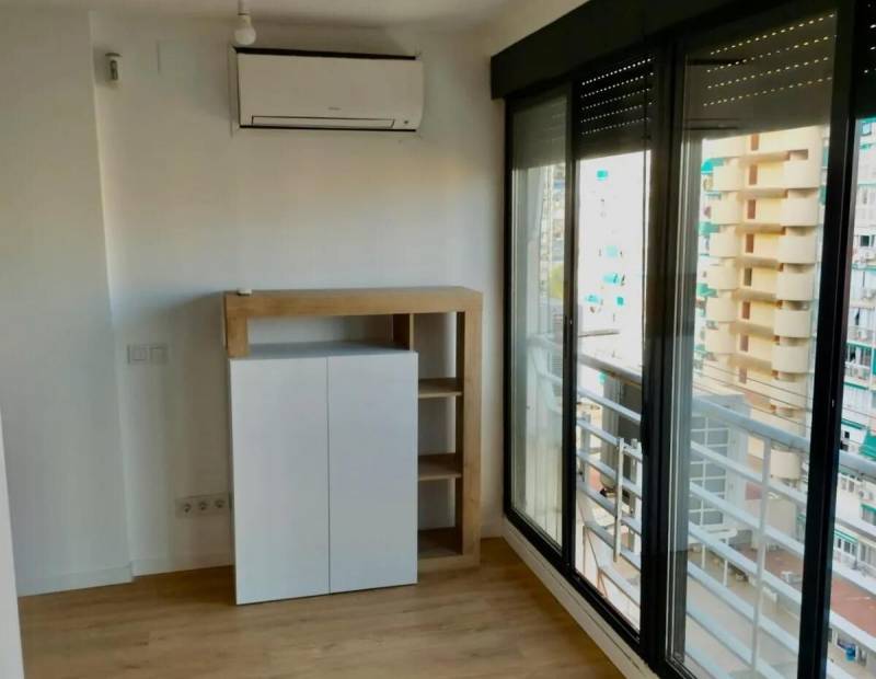 Продажа - квартира - Plaza de Toros - Benidorm