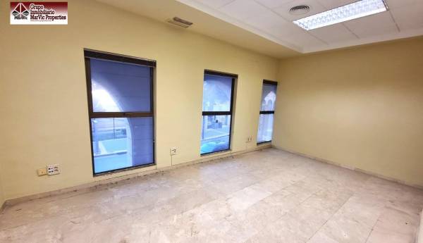 Office - Rental - Avenida L Aigüera - Benidorm