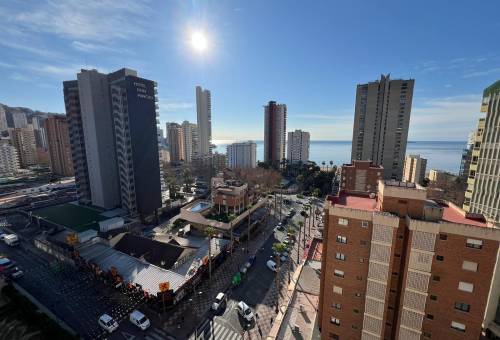 Apartamento - Sale - Avenida del Mediterraneo - Benidorm