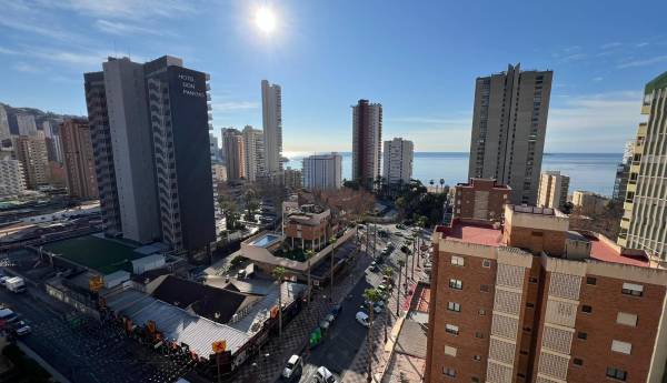 Appartement - Vente - Avenida del Mediterraneo - Benidorm