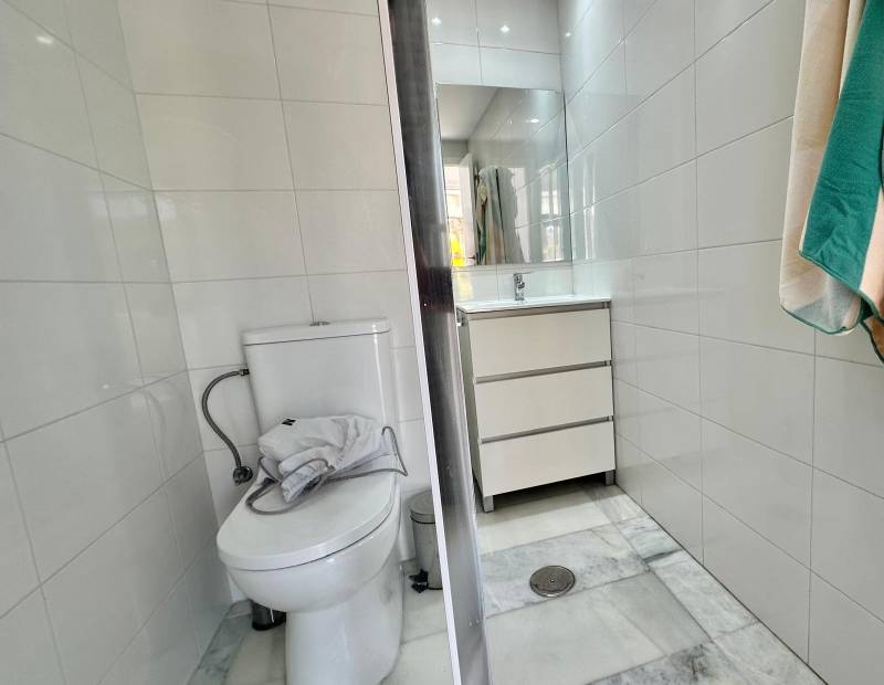 Продажа - АПАРТАМЕНТЫ - Cala de Benidorm - Benidorm