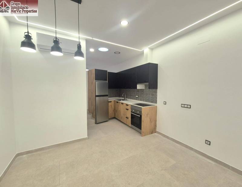 Sale - Studio - Avenida del Mediterraneo - Benidorm