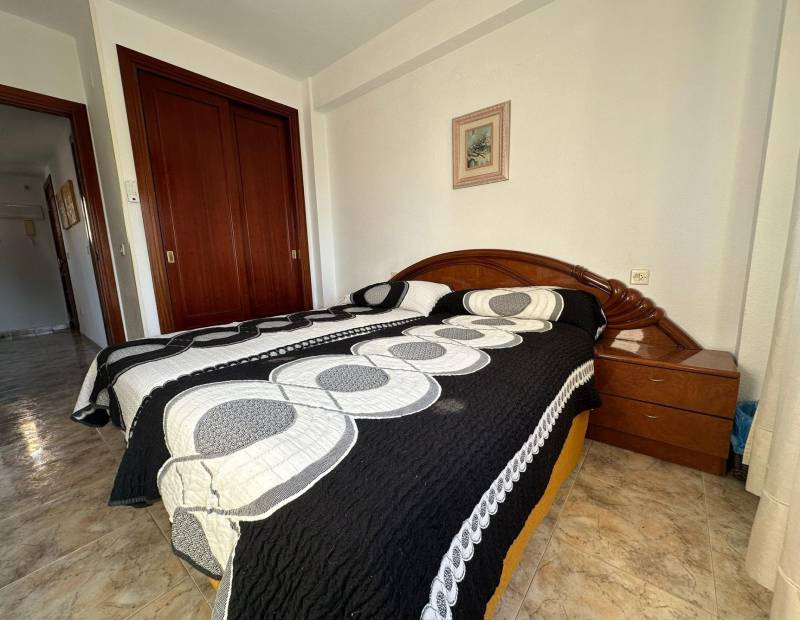 Venta - Apartamento - Avenida Alfonso Puchades - Benidorm