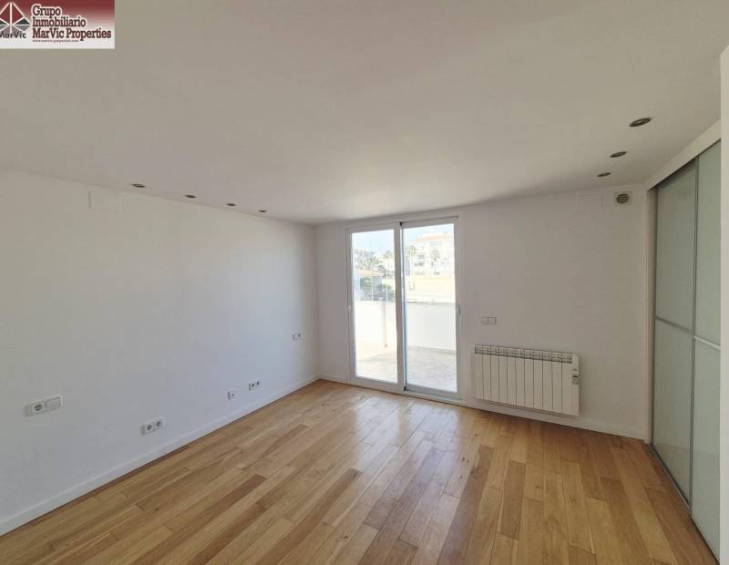 Sale - Semi-detached house - Albir - Alfaz del Pi