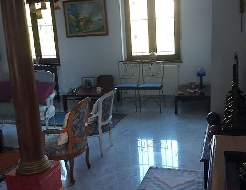 Продажа - Дом с земельным участком - Castell de Guadalest (el) - Guadalest