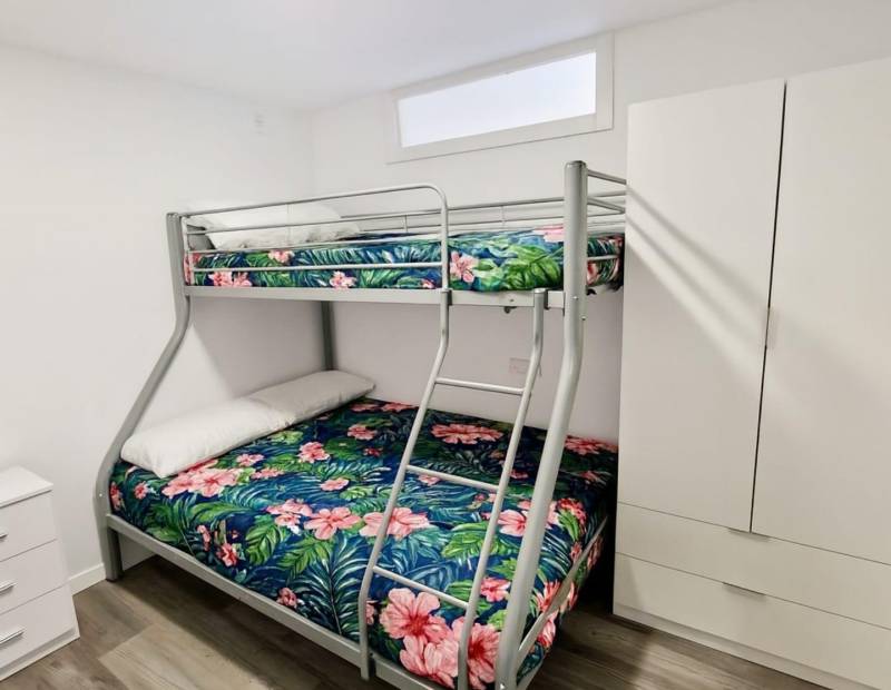 Продажа - АПАРТАМЕНТЫ - Plaza de Toros - Benidorm