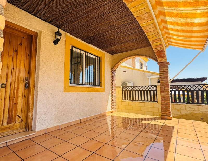 Продажа - спаренный дом - Alberca - Polop