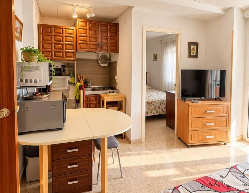 Продажа - квартира - Playa de Poniente - Benidorm
