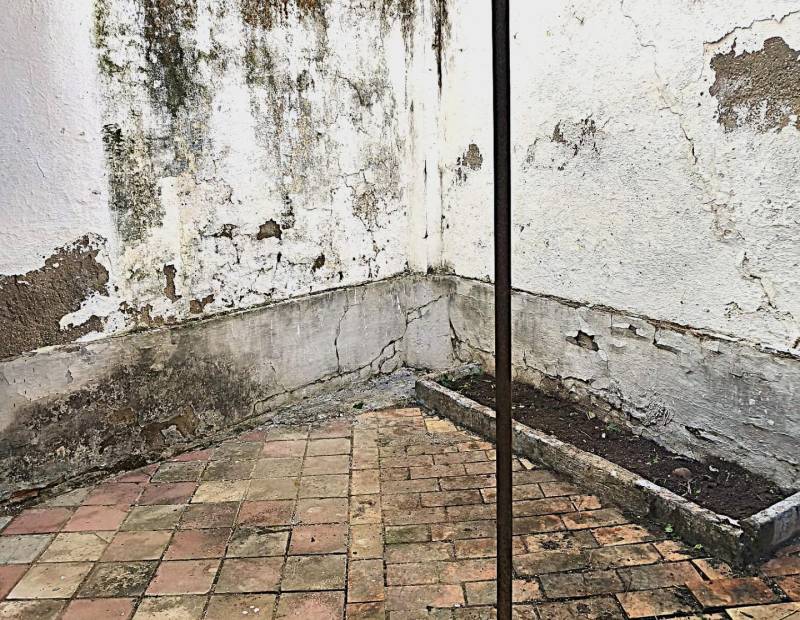 Sale - House - Fuentes de Andalucia