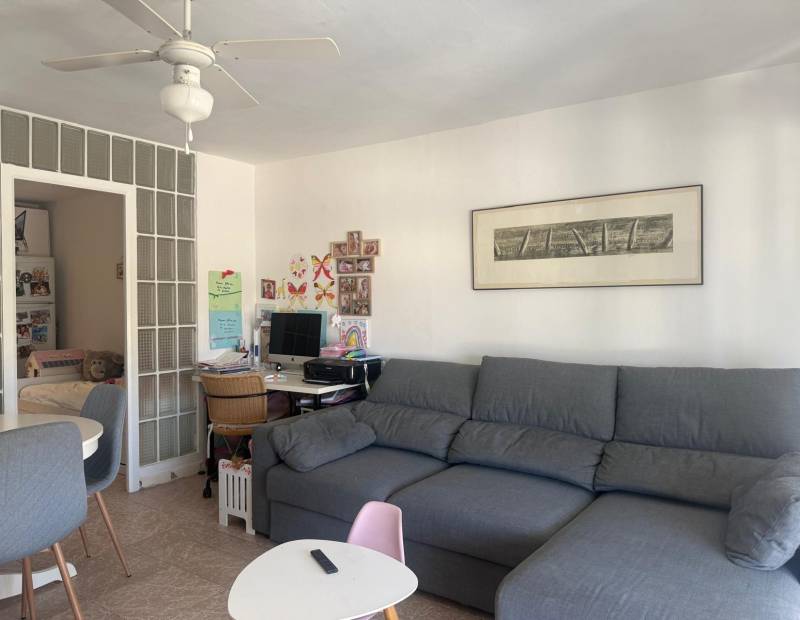 Продажа - АПАРТАМЕНТЫ - Hotel Bali - Benidorm