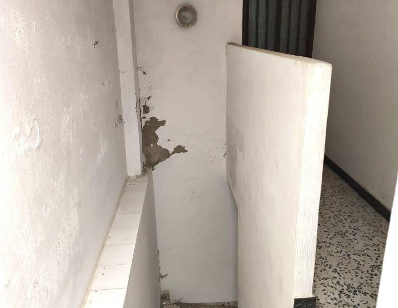 Sale - House - Fuentes de Andalucia