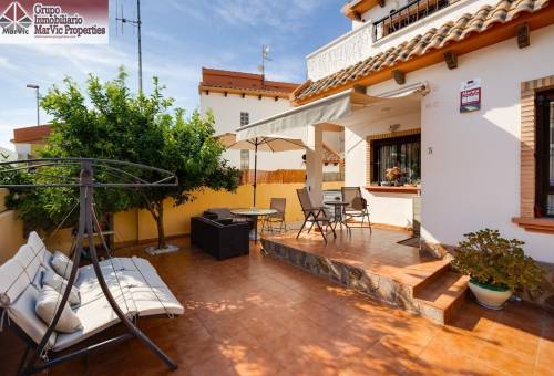 Chalet - Продажа - Orihuela Costa - Orihuela Costa
