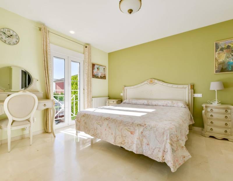 Sale - Single family house - Golf Bahía - Finestrat