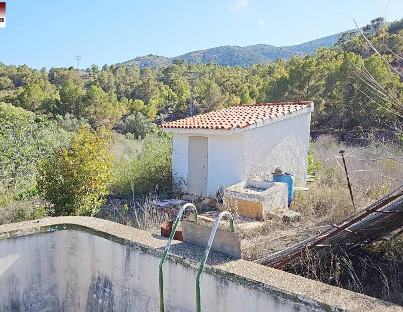 Sale - Rural Land - Partida adzubia - Finestrat