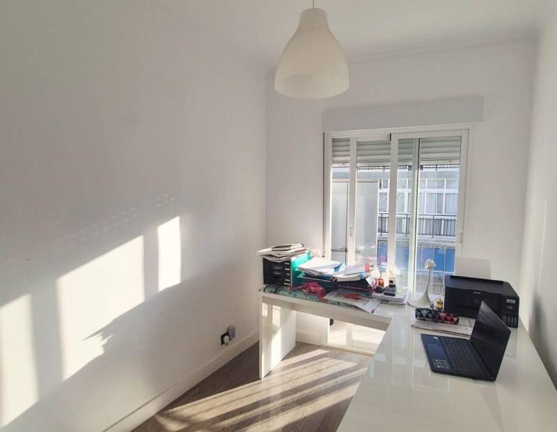 Sale - Flat - Centro - Benidorm