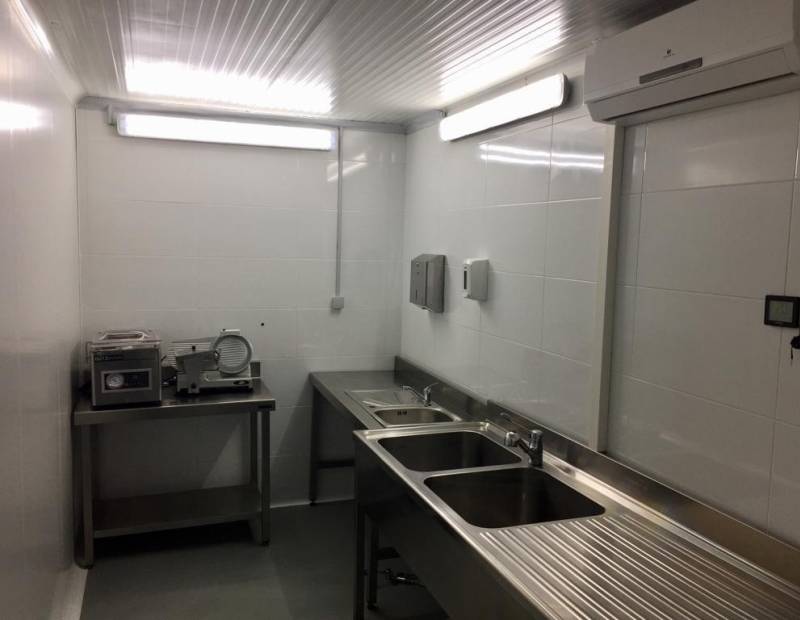 Vente - Bâtiment industriel - La alberca - La Nucía