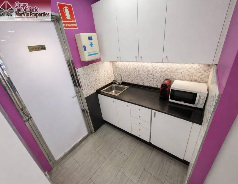 Traspaso o Alquiler - Negocio - Poniente - Benidorm