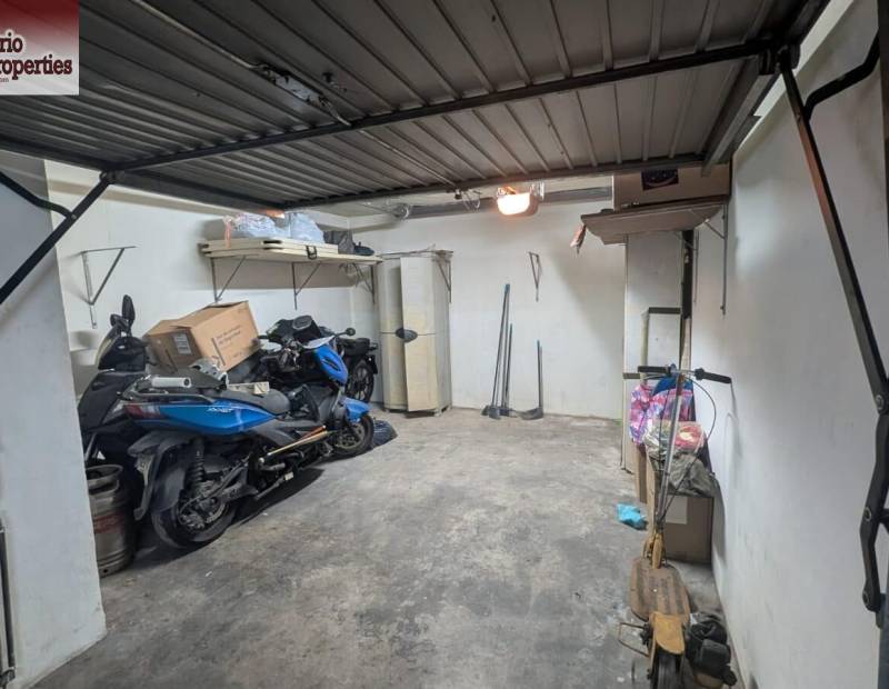 Sale - Garage - Poniente - Benidorm