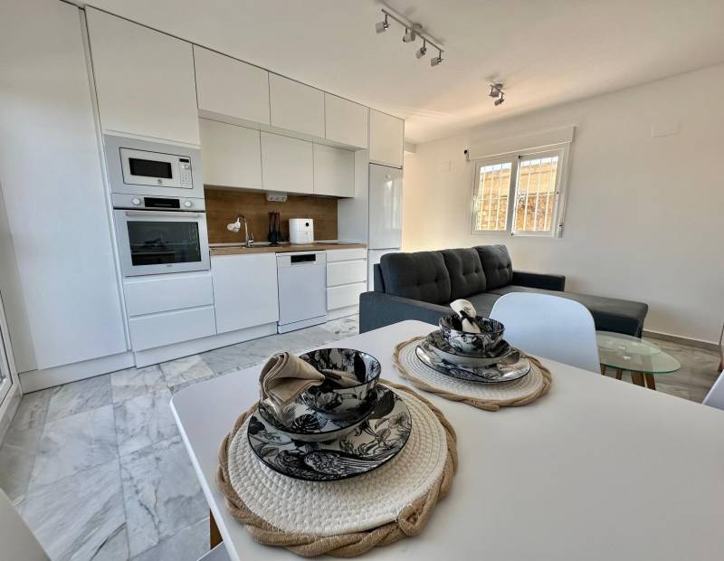 Продажа - АПАРТАМЕНТЫ - Cala de Benidorm - Benidorm