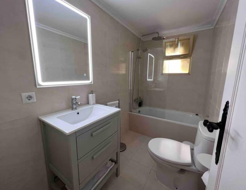 Sale - Apartment - Rincon de Loix Alto - Benidorm