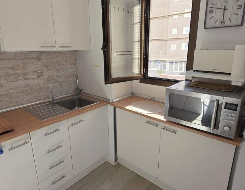 Продажа - квартира - Rincon de Loix - Benidorm