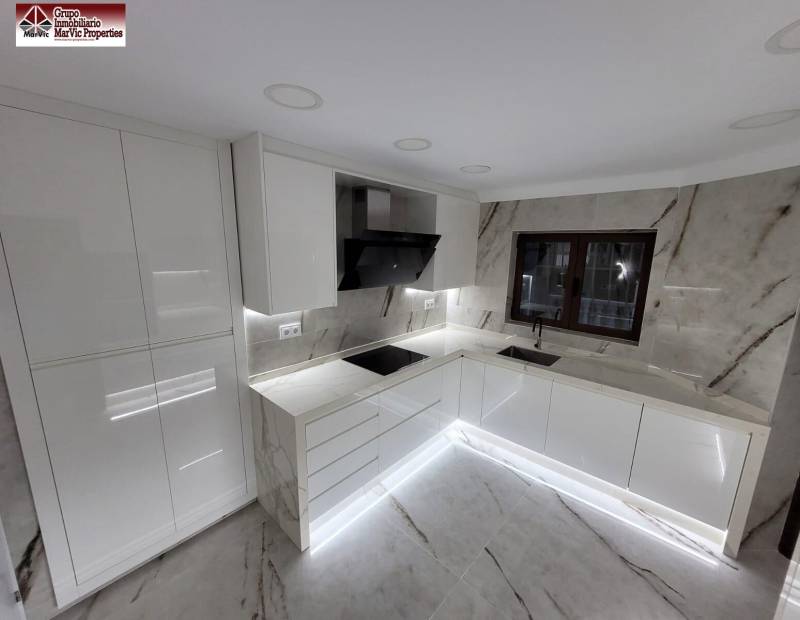 Vente - Maison individuelle - Urbanizaciones - La Nucía