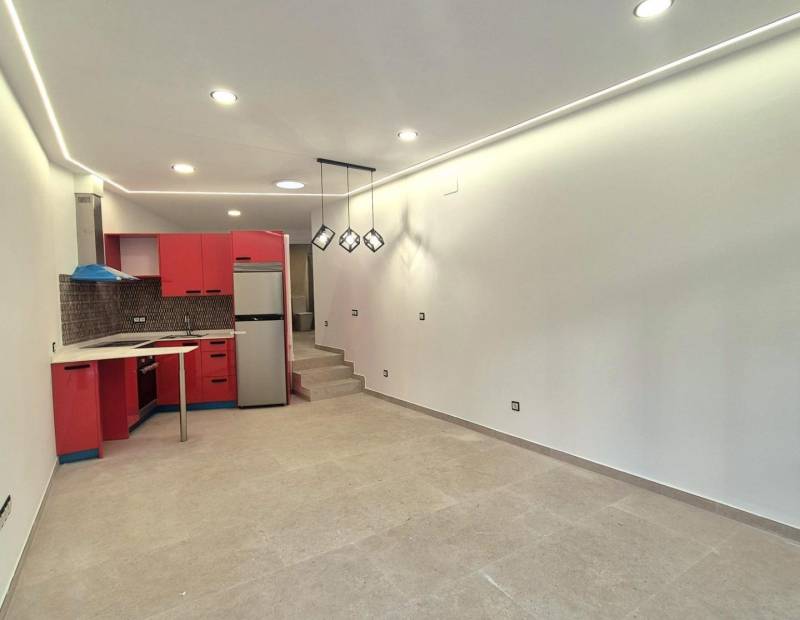Sale - Studio - Avenida del Mediterraneo - Benidorm