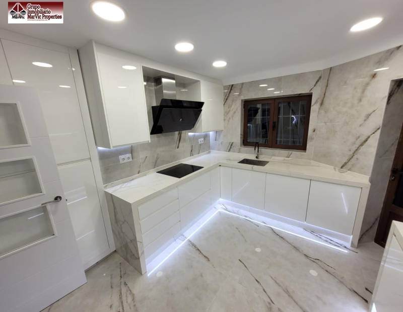 Vente - Maison individuelle - Urbanizaciones - La Nucía