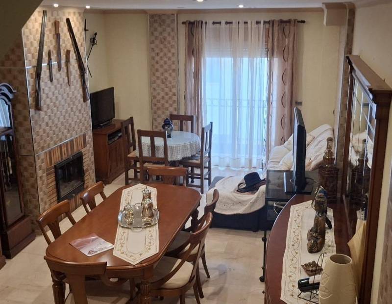 Продажа - шале - Centro - La Nucía