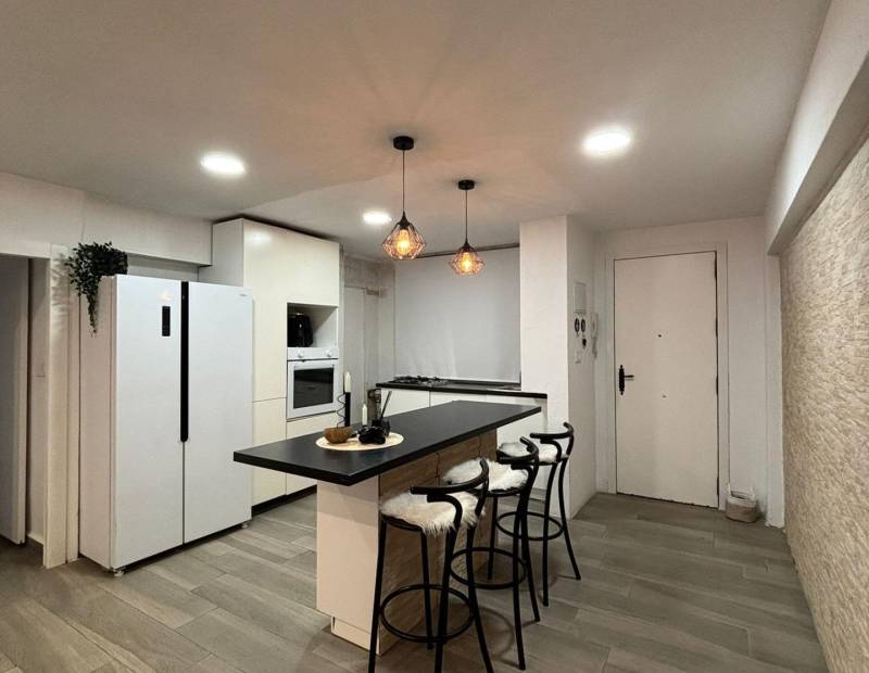 Sale - Flat - Centro - Benidorm