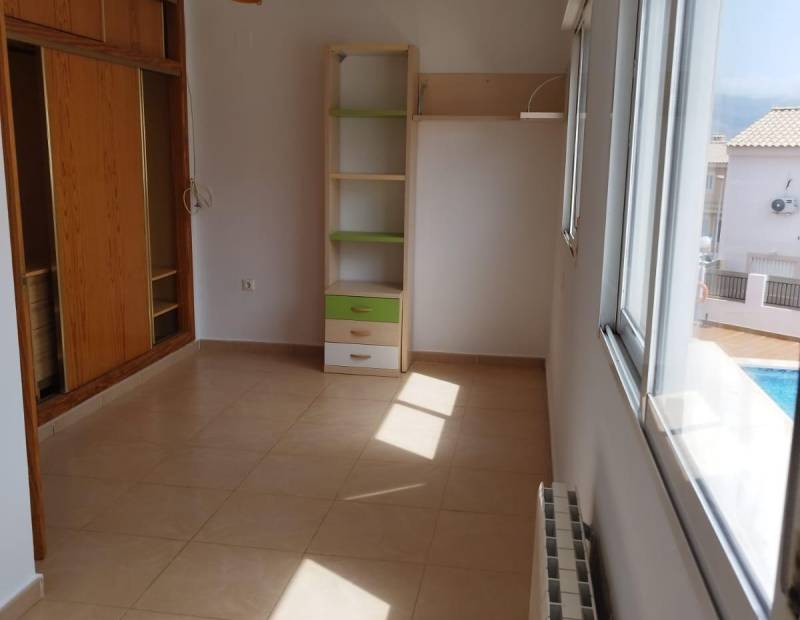 Продажа - БУНГАЛО - Urbanizaciones - Polop