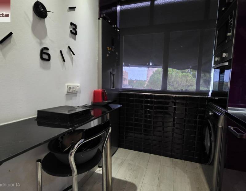 Продажа - квартира - Plaza de Toros - Benidorm